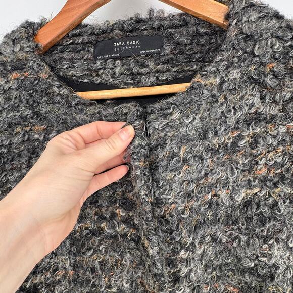 Zara Womens Gray Bouclé Wool Blend Oversized Jacket M Dark Academia Minimalist - Picture 4 of 8
